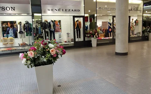 Shopping centrum Černá růže image
