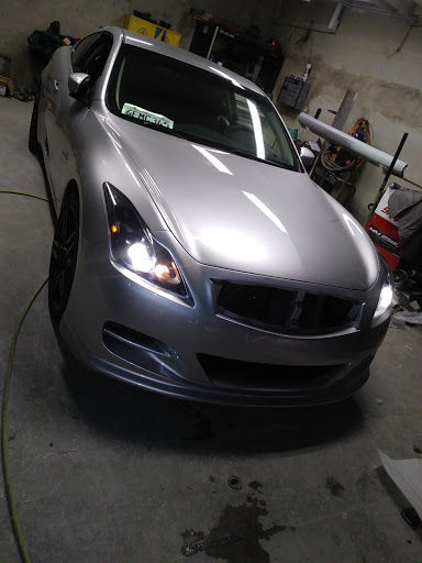 Auto Body Shop «J & J Body Shop», reviews and photos, 837 N Pacific Ave, San Pedro, CA 90731, USA