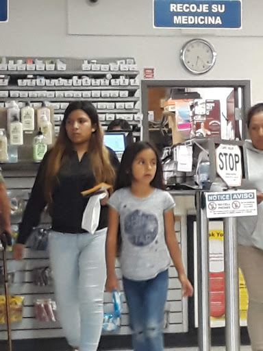 Shopping Mall «Alta Vista Shopping Center», reviews and photos, 1459 Freedom Blvd, Watsonville, CA 95076, USA