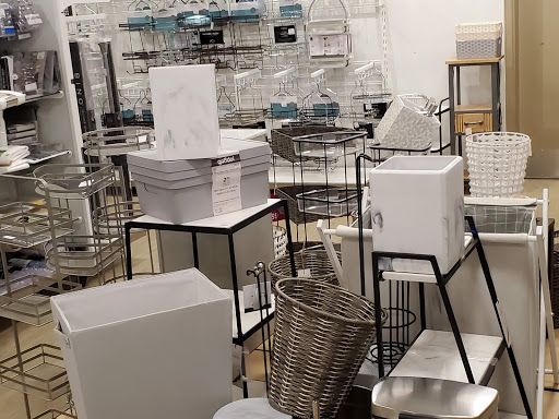 Department Store «HomeGoods», reviews and photos, 8700 Preston Rd #111, Plano, TX 75024, USA