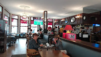 Atmosphère du Restaurant Le grand café le Gambrinus ales - n°4