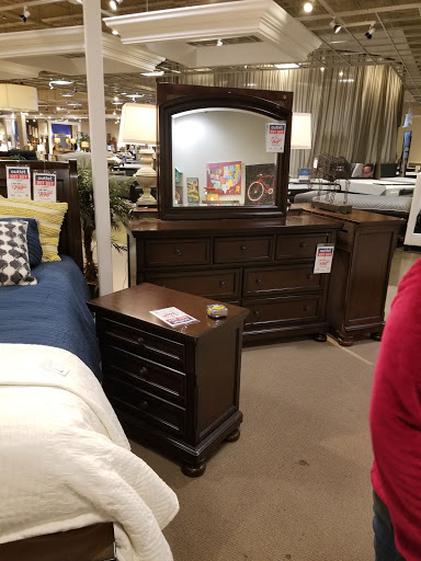 Furniture Store «Ashley HomeStore», reviews and photos, 11755 Commons Dr, Springdale, OH 45246, USA