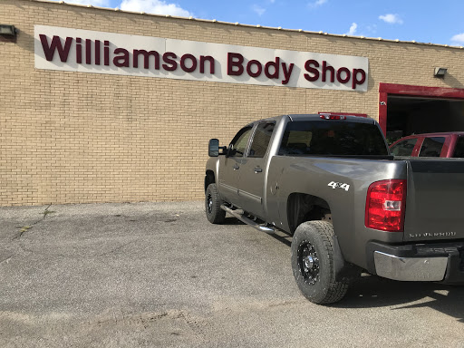 Auto Body Shop «Williamson Body Shop», reviews and photos, 4022 E 26th St, Indianapolis, IN 46218, USA