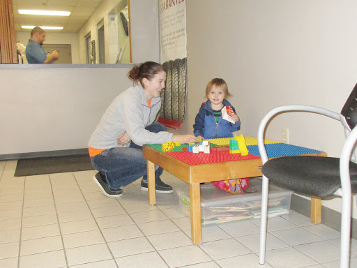 Car Dealer «Wes Finch Auto Plaza Inc», reviews and photos, 410 West St, Grinnell, IA 50112, USA