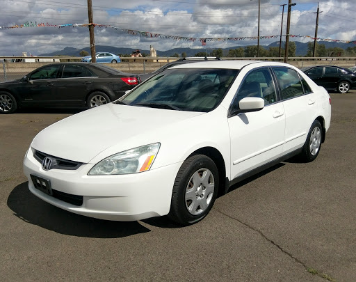 Used Car Dealer «Beltline Auto Sales llc», reviews and photos, 825 River Ave, Eugene, OR 97404, USA