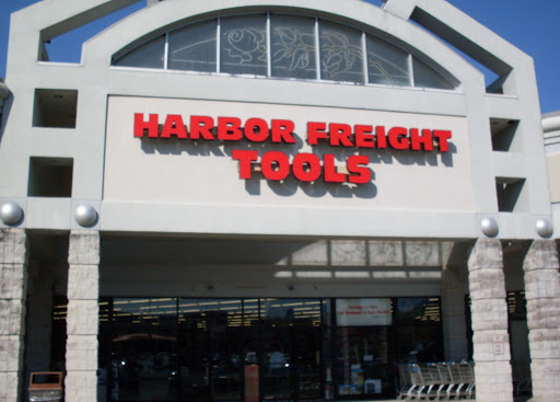 Harbor Freight Tools, 35 Talcottville Rd STE 14, Vernon, CT 06066, USA, 