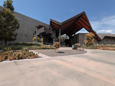 Cal Poly Pomona College of Business Administration Rose Garden, 3801 S University Dr, Pomona, CA 91768