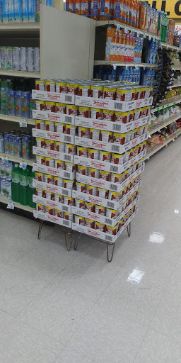 Shopping Mall «Penrose Plaza Shopping Center», reviews and photos, 2900 Island Ave, Philadelphia, PA 19153, USA