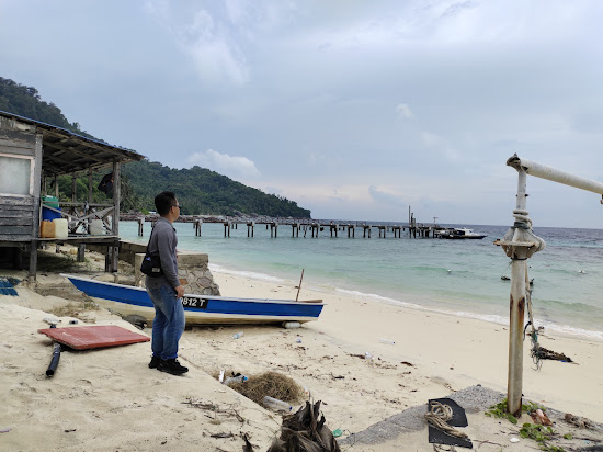 Pemanggil Holiday