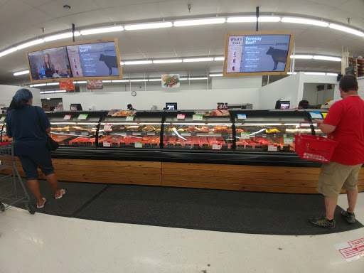 Grocery Store «Fareway Grocery», reviews and photos, 8450 Meredith Dr, Urbandale, IA 50322, USA