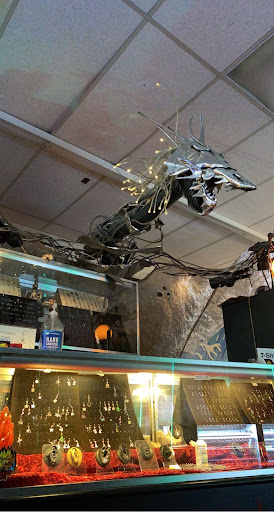 Tattoo Shop «Mystic Marks Tattoo Co», reviews and photos, 316 N LBJ Dr, San Marcos, TX 78666, USA