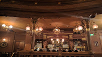 Atmosphère du Restaurant The Lucky Nugget Saloon à Chessy - n°10