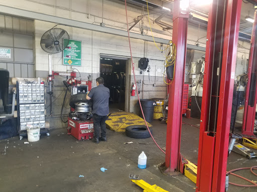 Tire Shop «Firestone Complete Auto Care», reviews and photos, 541 River St, Hackensack, NJ 07601, USA