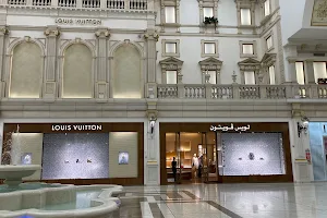 Louis Vuitton Doha Qatar Villaggio image