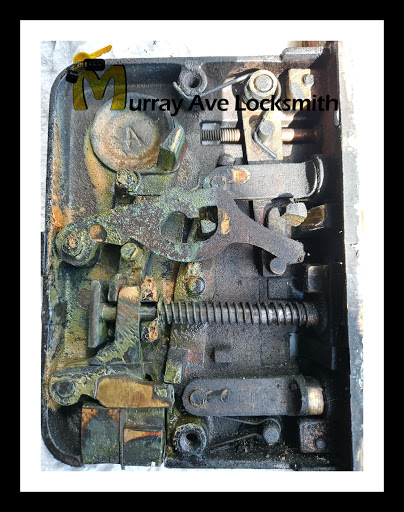 Locksmith «Murray Avenue Locksmith», reviews and photos, 2004 Murray Ave, Pittsburgh, PA 15217, USA