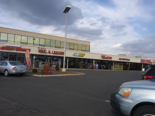 Office Supply Store «Staples», reviews and photos, 135 Bloomfield Ave, Bloomfield, NJ 07003, USA