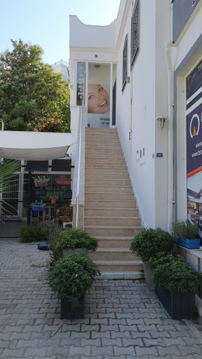 Bodrumda Diş Hekimi