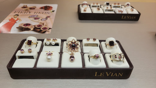 Jewelry Store «Jared The Galleria of Jewelry», reviews and photos, 5327 Concord Pike, Wilmington, DE 19803, USA