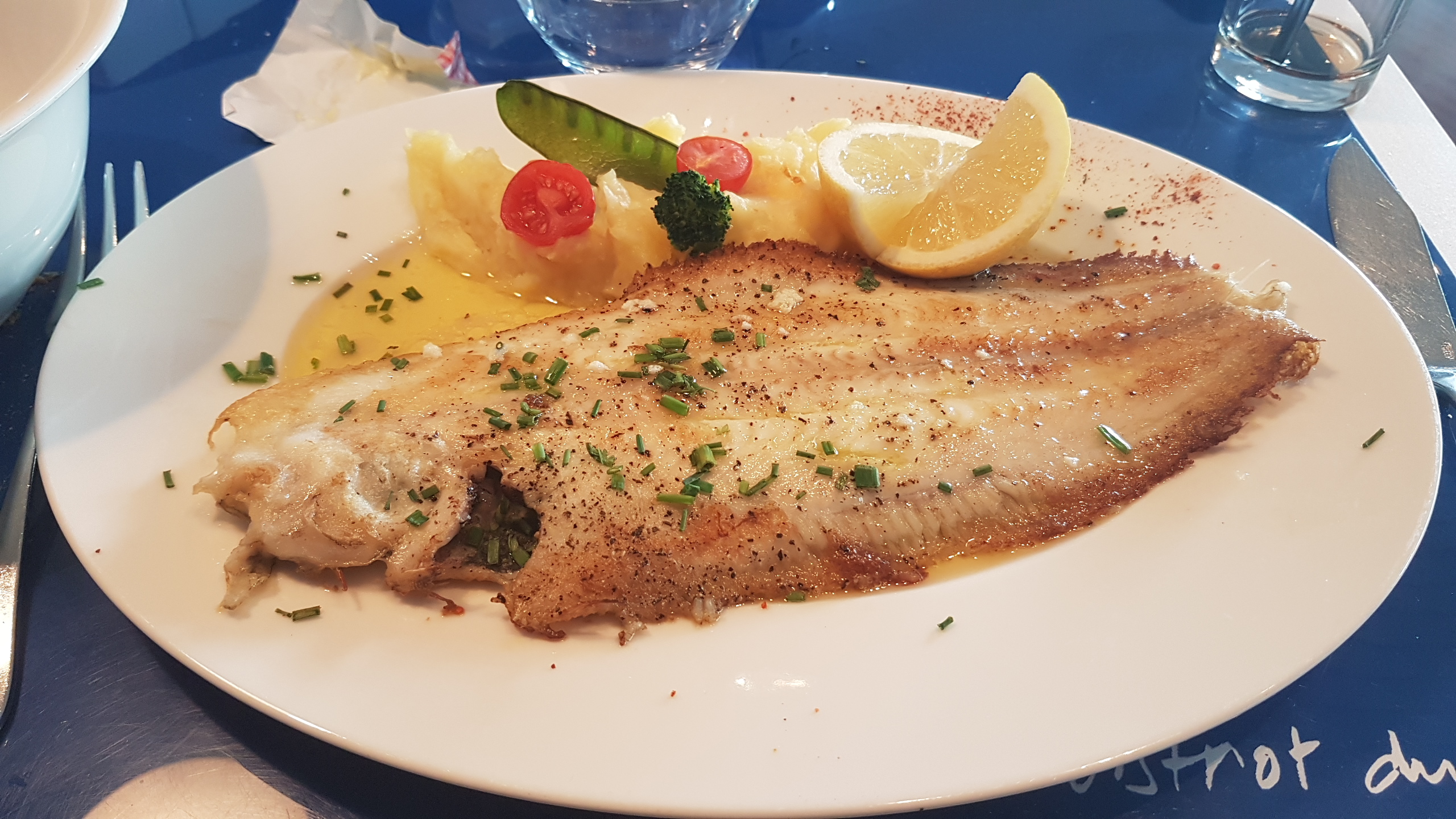 Photo n° 6 de l'avis de Mag. fait le 28/05/2017 à 06:21