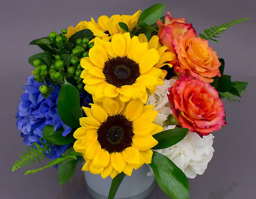 Florist «Currans Flowers», reviews and photos, 15 Park St, Danvers, MA 01923, USA