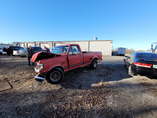 Towing Service «Portland Collision Center», reviews and photos, 412 TN-52, Portland, TN 37148, USA