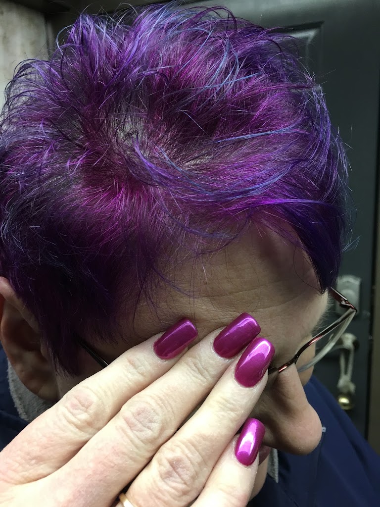 Medical Lake Salon 99022