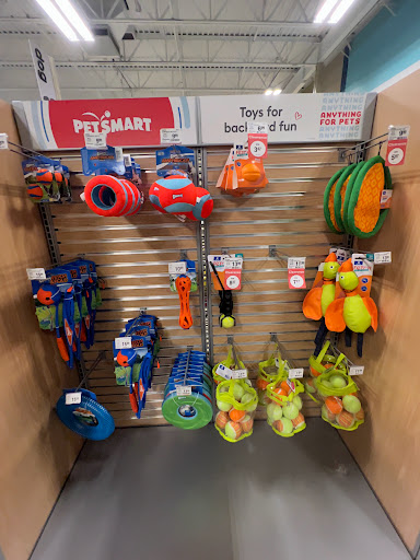 Pet Supply Store «PetSmart», reviews and photos, 1801 Howell Mill Rd NW, Atlanta, GA 30318, USA