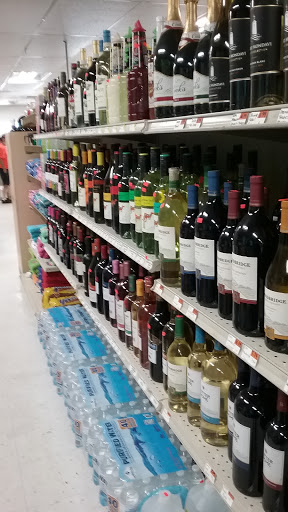 Grocery Store «Holden Beach General Store», reviews and photos, 473 Ocean Blvd W, Holden Beach, NC 28462, USA