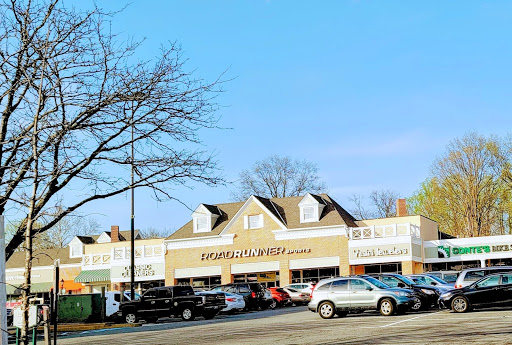 Running Store «Road Runner Sports», reviews and photos, 1120 W Broad St, Falls Church, VA 22046, USA