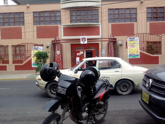 Opiniones de Mercedes Indacochea en Tacna - Escuela