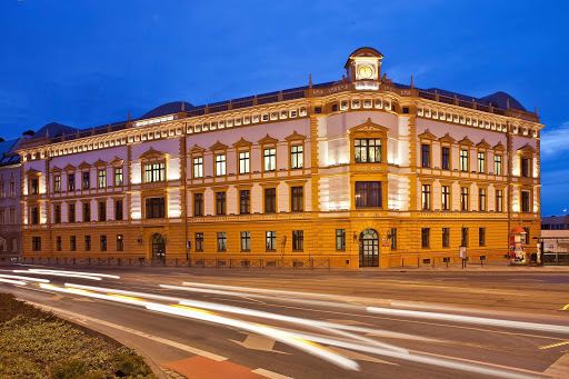 Academy of Music. K. Lipinski