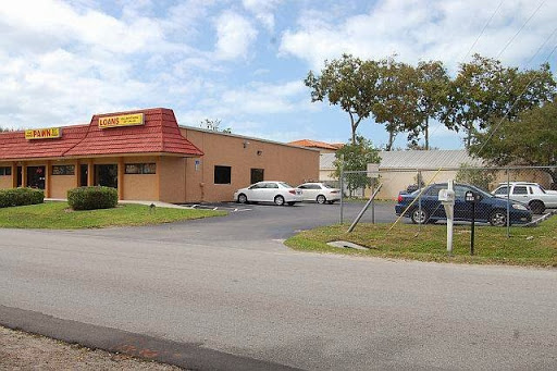 Pawn Shop «Pine Ridge Pawn & Jewelry», reviews and photos, 2033 Pine Ridge Rd #4, Naples, FL 34109, USA