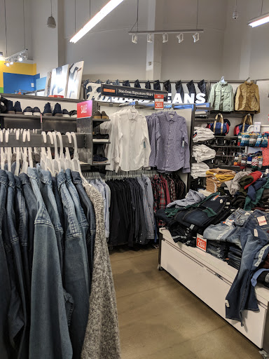Clothing Store «Old Navy», reviews and photos, 49 W Hillsdale Blvd, San Mateo, CA 94403, USA