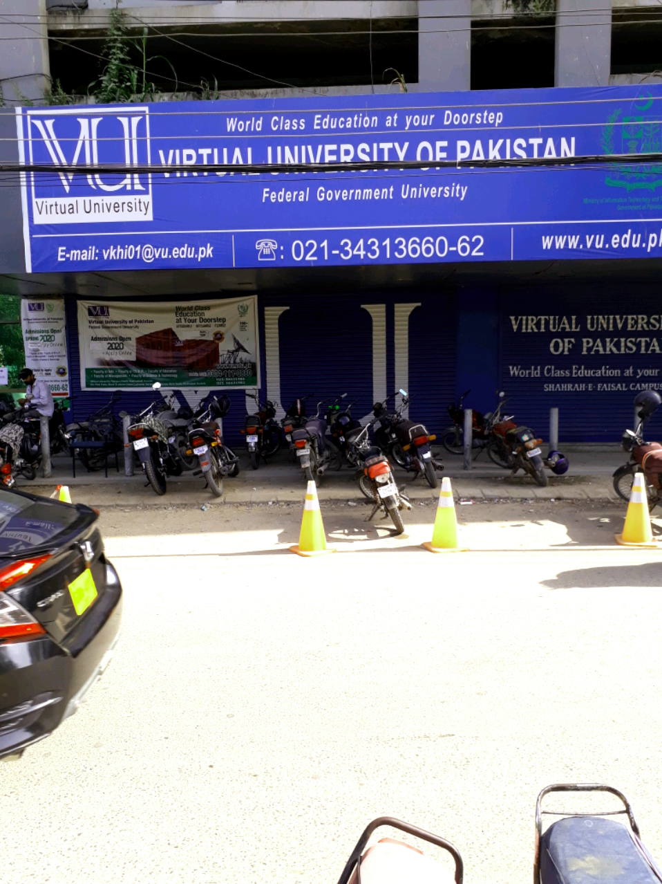 Virtual University Campus (VKHI01)