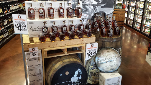 Liquor Store «Big Bear Wine & Liquor, Inc.», reviews and photos, 2037 S Pueblo Blvd, Pueblo, CO 81005, USA