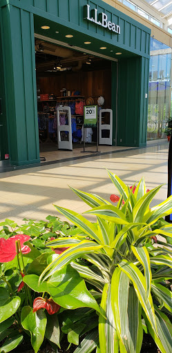 Clothing Store «L.L. Bean», reviews and photos, 700 Paramus Park, Paramus, NJ 07652, USA