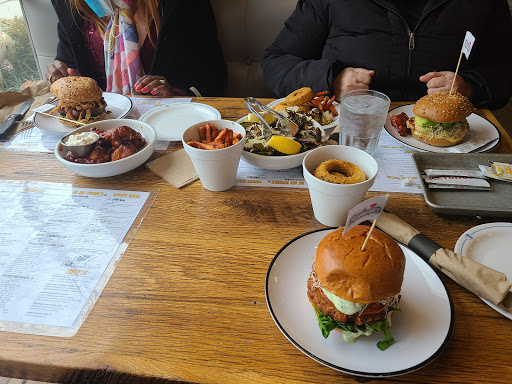 Shopping Mall «Plainview Shopping Center», reviews and photos, 381 S Oyster Bay Rd, Plainview, NY 11803, USA