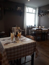 Atmosphère du Restaurant Plaisirs d'Antan à Richebourg - n°13