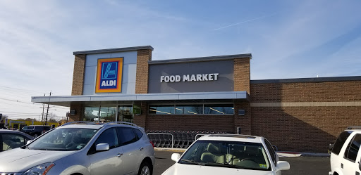 Supermarket «ALDI», reviews and photos, 1650 N Olden Ave, Ewing Township, NJ 08638, USA