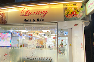 Luxury Nails & Spa - Exeter