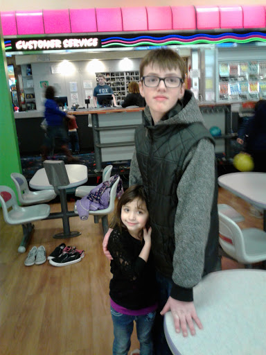 Bowling Alley «Hi Joy Bowl», reviews and photos, 1011 Bethel Ave, Port Orchard, WA 98366, USA