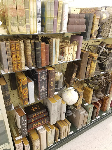 Craft Store «Hobby Lobby», reviews and photos, 3925 Dodge St, Dubuque, IA 52003, USA