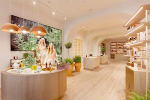 ALQVIMIA Store & Spa image