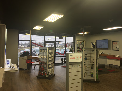 Verizon Authorized Retailer, TCC, 1704 S Spiceland Rd, New Castle, IN 47362, USA, 