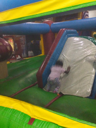 Amusement Center «Bounce House», reviews and photos, 9800 East 8 Mile Road, Detroit, MI 48234, USA