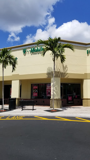 T-Mobile, 284 Indian Trace, Weston, FL 33326, USA, 