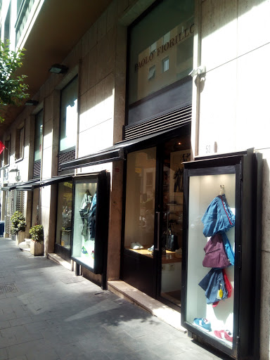 Paolo Fiorillo - Carducci store