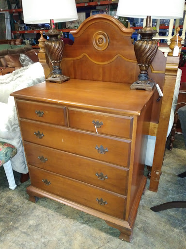 Thrift Store «Good Samaritan Thrift stores», reviews and photos, 8280 Business Park Dr, Port St Lucie, FL 34952, USA