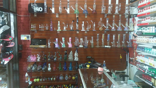 Tobacco Shop «Cigz & Stogiez - Smoke Shop», reviews and photos, 243 W 2nd St #2, Chico, CA 95928, USA