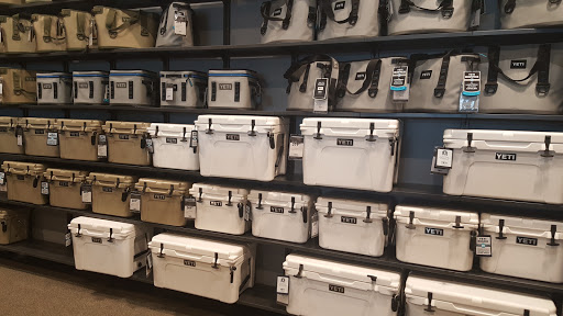 Outdoor Sports Store «Field & Stream», reviews and photos, 1501 Sentinel Dr Ste B, Chesapeake, VA 23320, USA